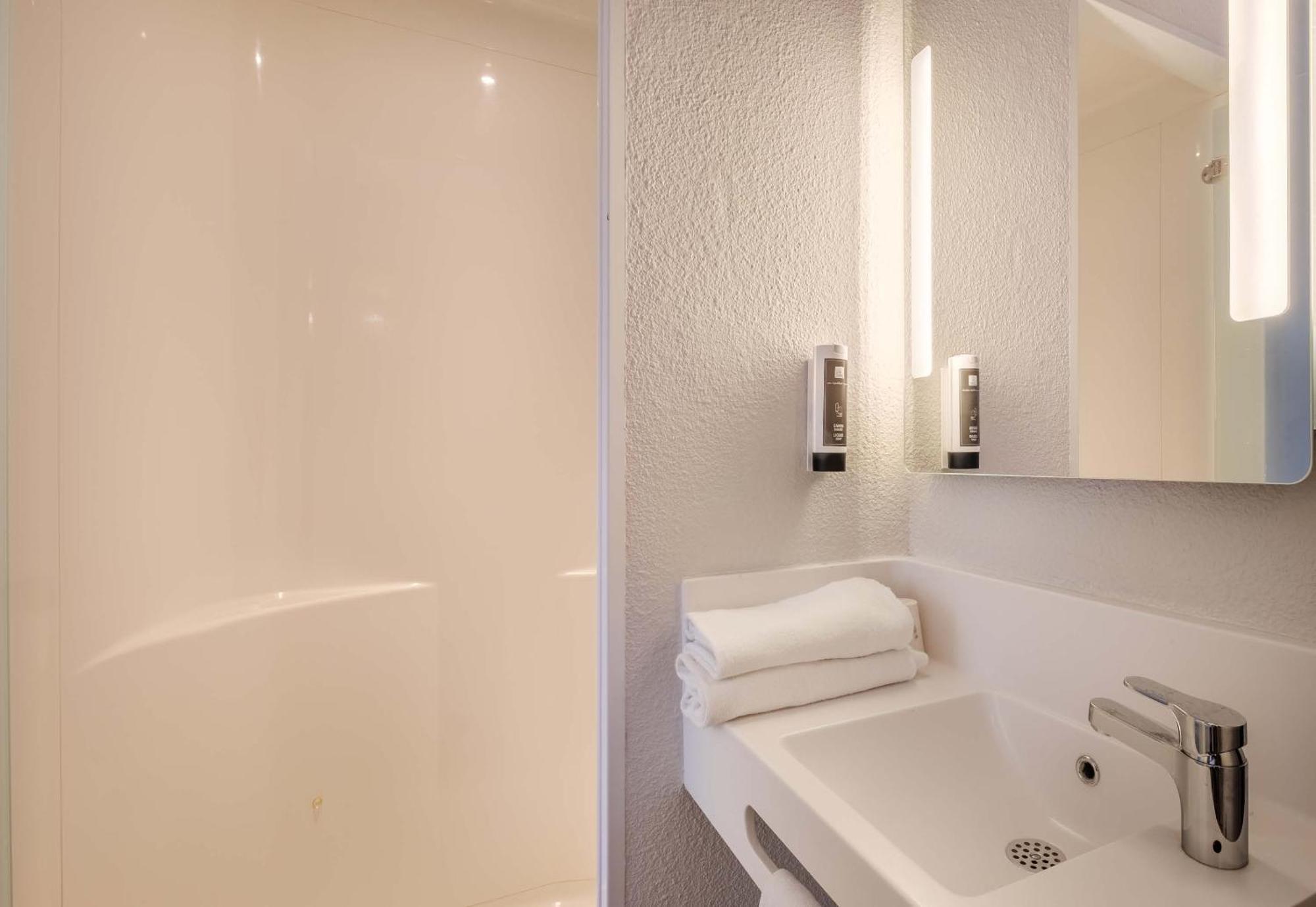 B&B Hotel Antibes Sophia Antipolis Biot Eksteriør billede